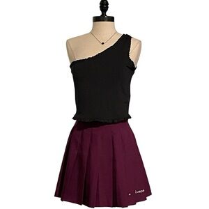 Vintage iXSPA 2000 Maroon Pleated Tennis Skirt With Ball Pocket - Size 8 - EUC